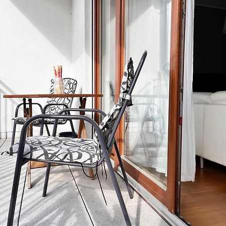 Mercury Two-Bedroom Apartment & Parking Свіноуйсьце Екстер'єр фото