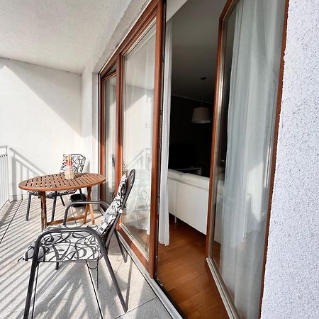 Mercury Two-Bedroom Apartment & Parking Свіноуйсьце Екстер'єр фото